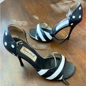 Argentine tango dance shoes Comme il Faut.